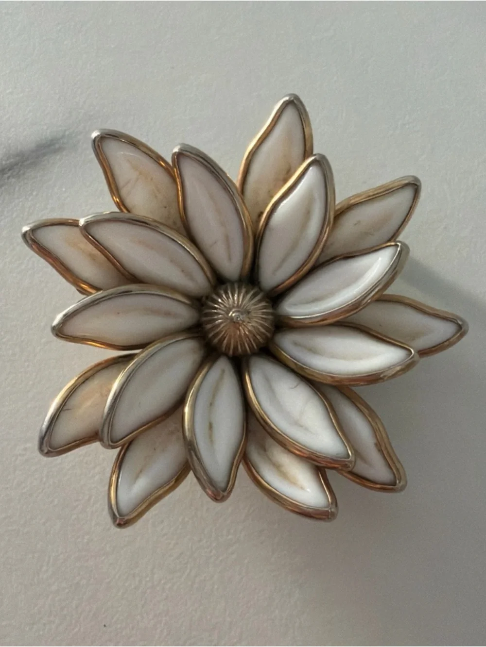 Vintage  Crown Trifari Gold Tone Milk Glass Water Lily Flower Brooch Pin
